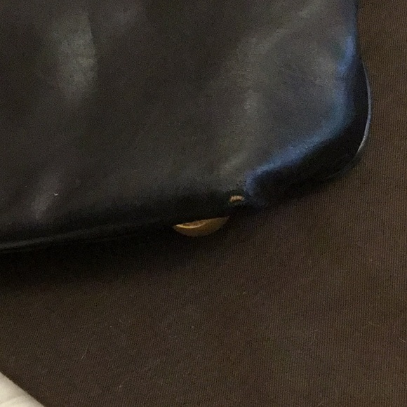 Very nice large tote. - Picture 11 of 12